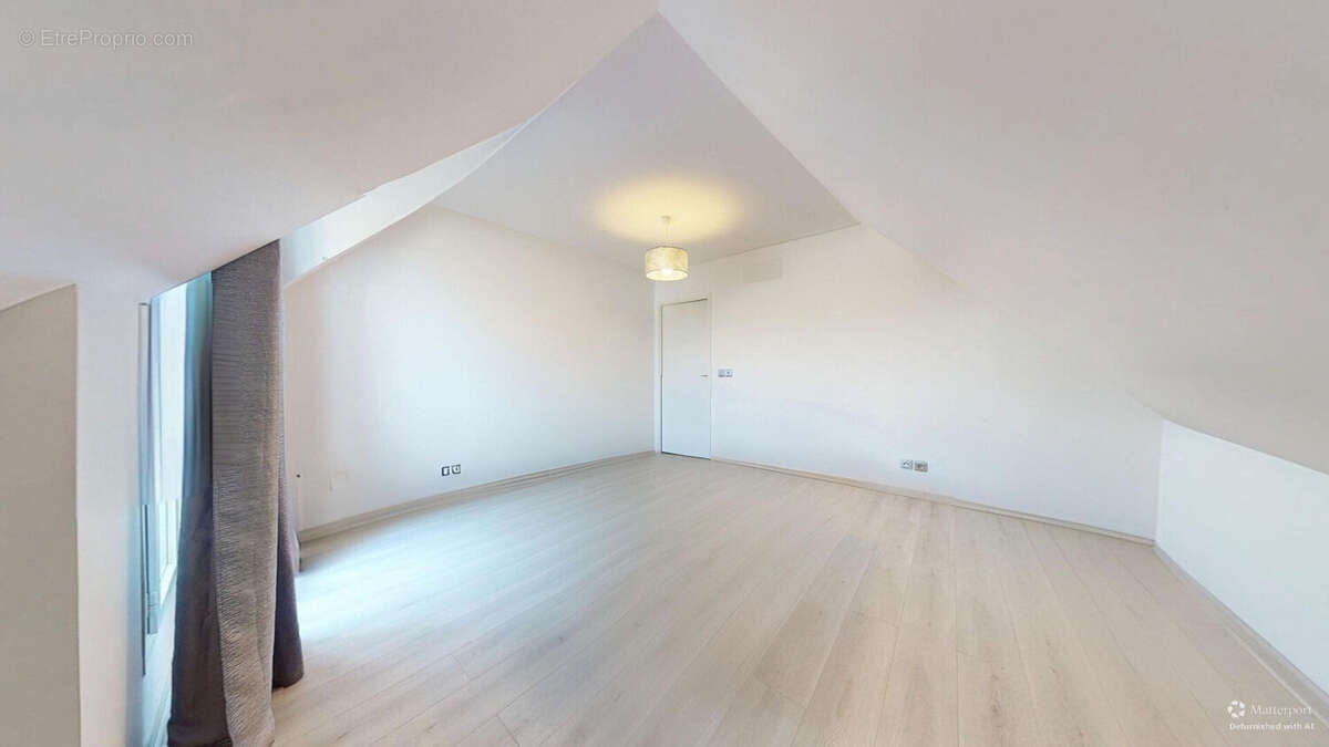 Appartement à FONTENAY-TRESIGNY