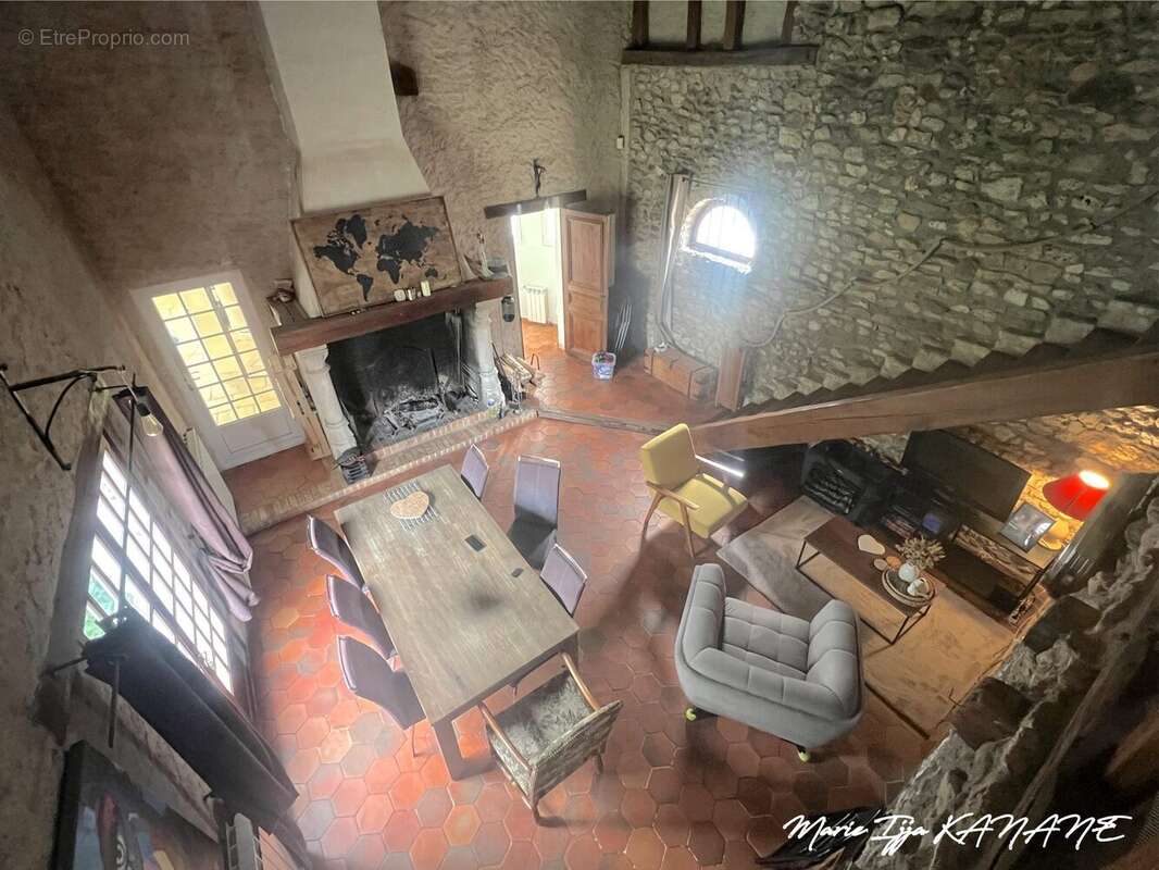 Maison à LONGNES