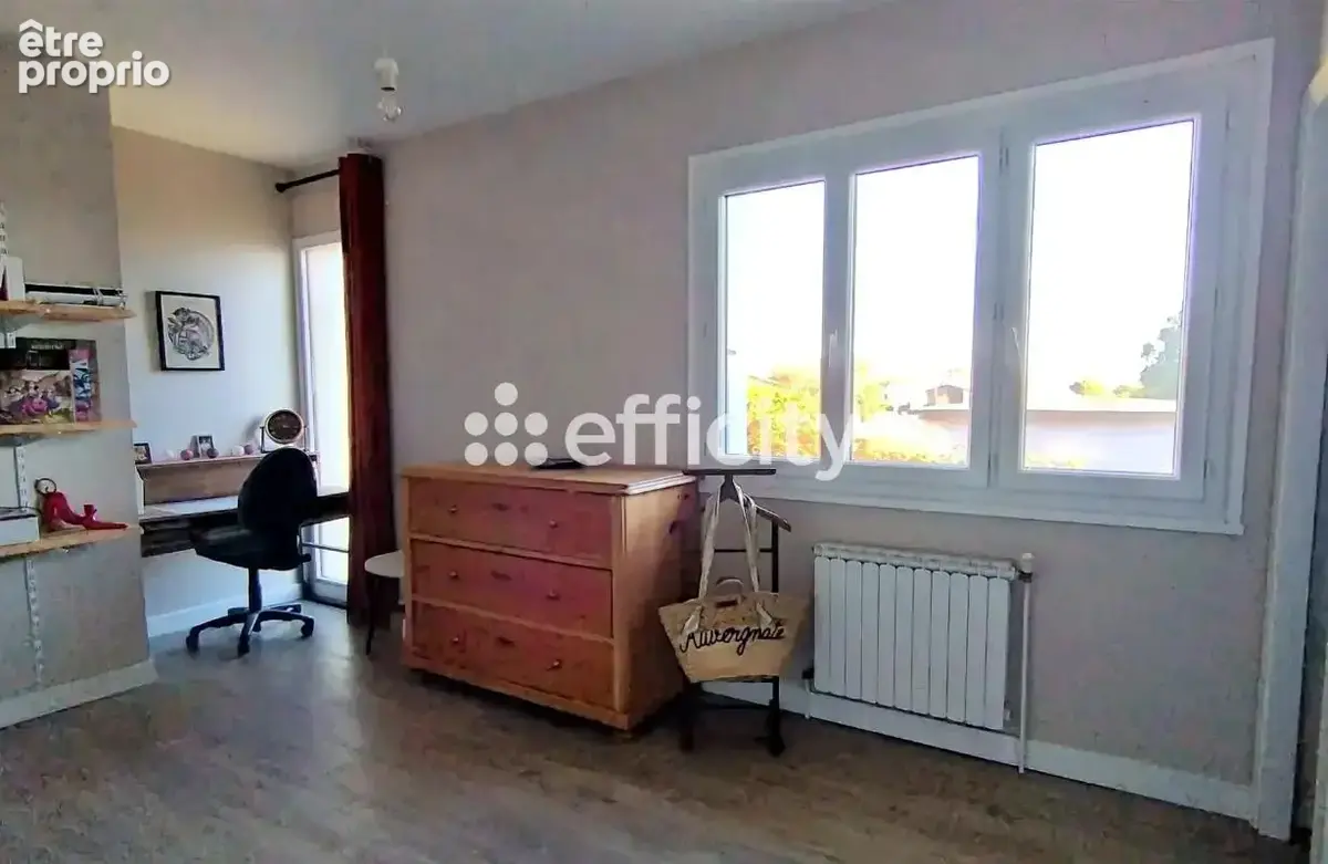 Maison 6 pièces 150 m² à vendre à Chatelguyon (63140) - photo 7