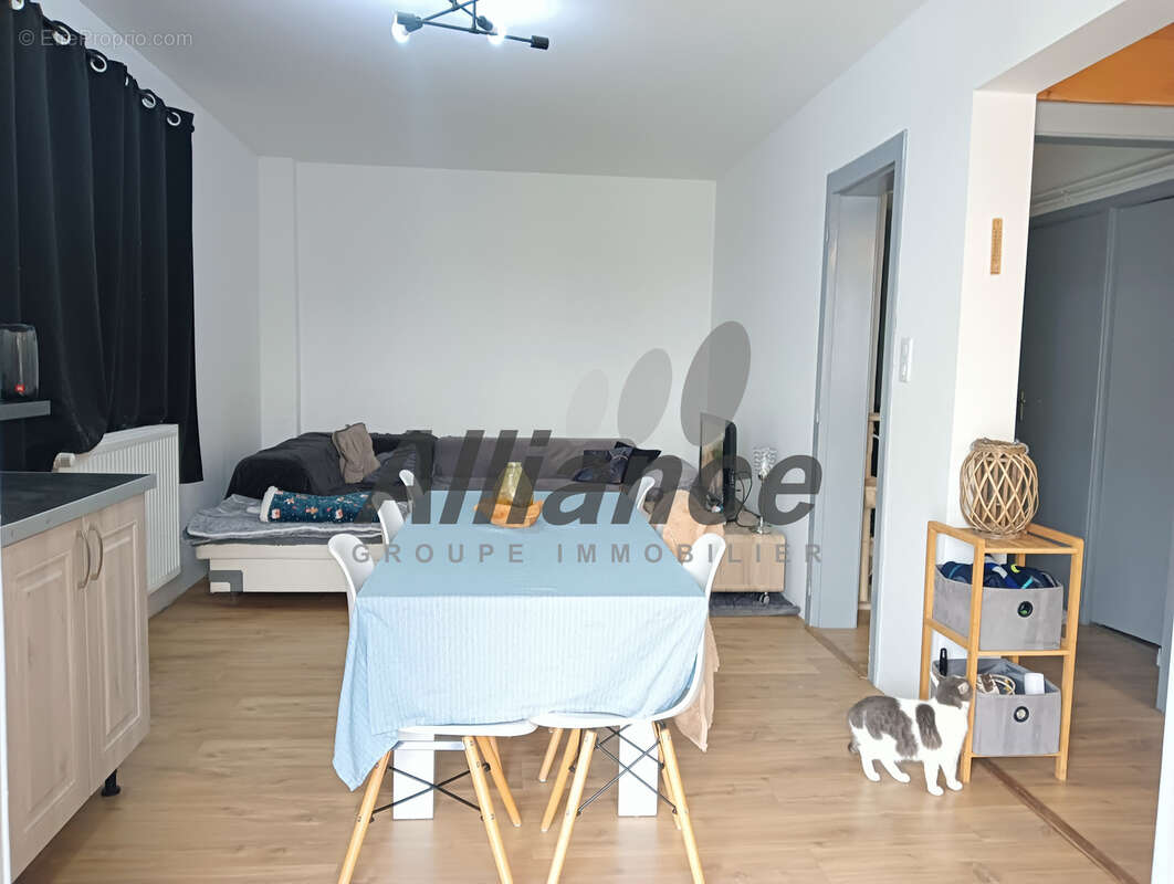 Maison à FROIDECONCHE