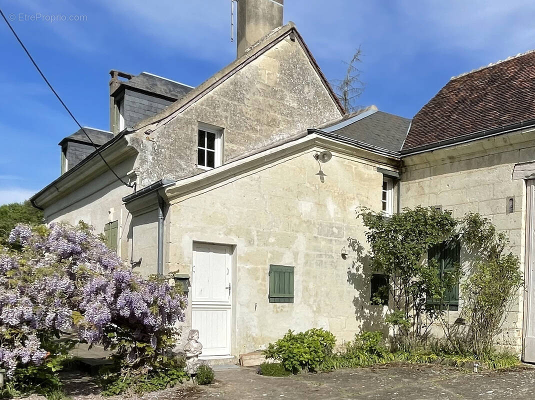 Maison à VILLEDIEU-LE-CHATEAU