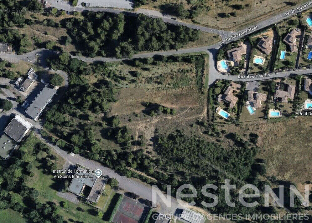 CARCASSONNE - Terrain constructible viabilisé de 824 m² libre constructeur - Les Balcons de Rivoire - photo 2