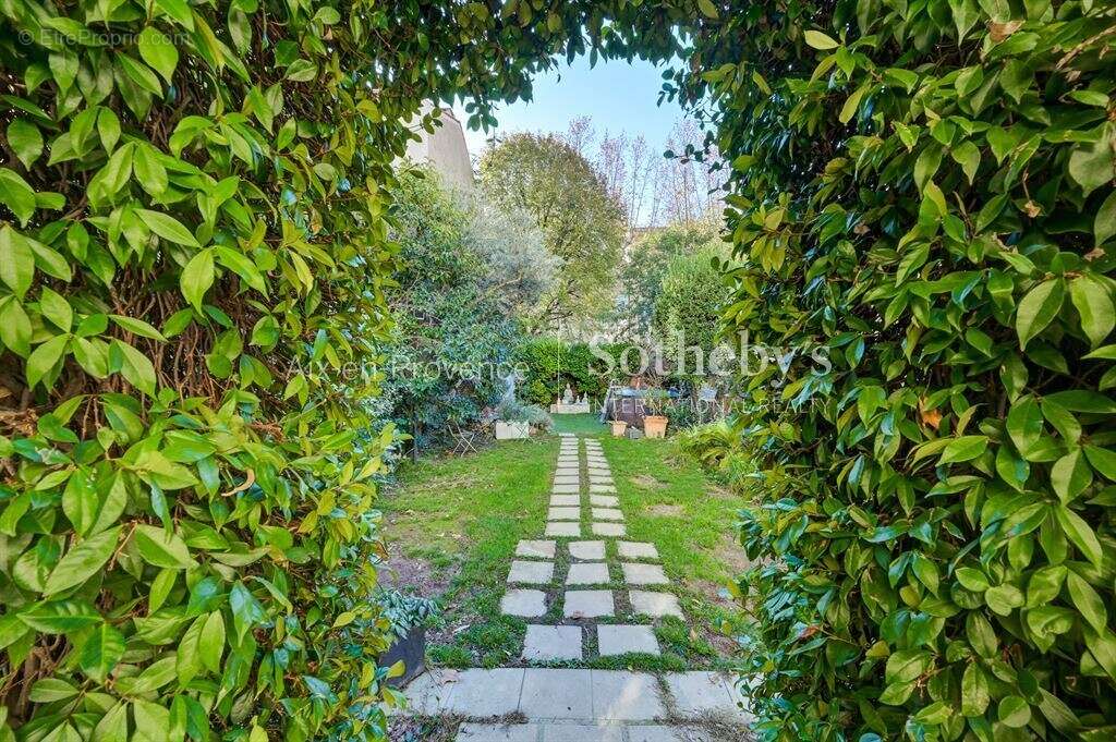 Maison à AIX-EN-PROVENCE