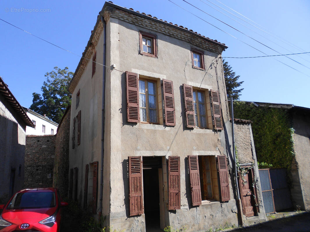 Maison à ARLANC