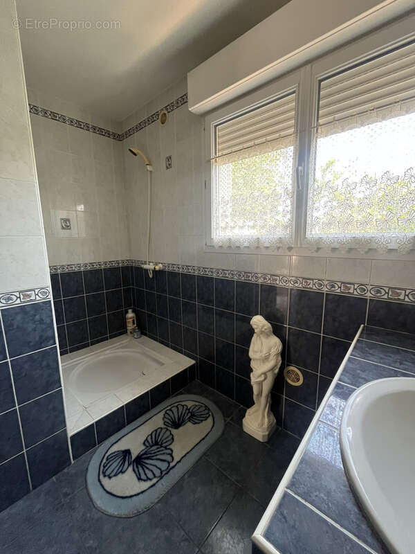Superbe villa 4 faces de plain-pied — Type F5 avec piscine et garage - photo 15