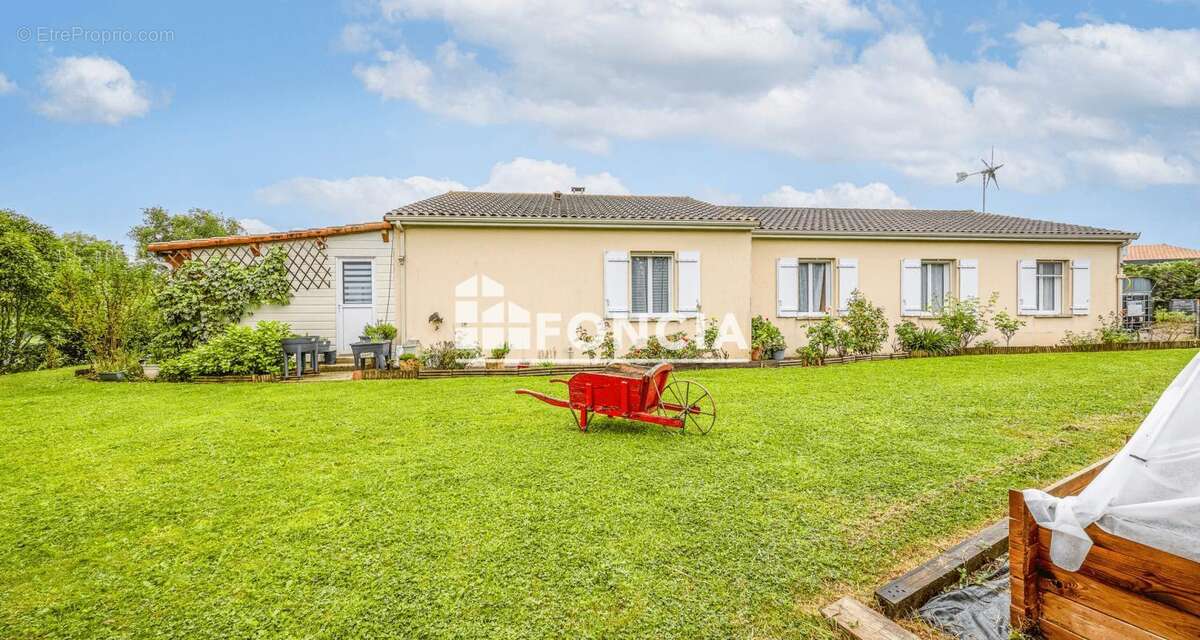 Maison à VERRUYES