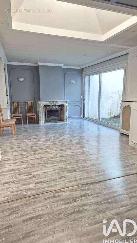 Photo 2 - Maison à SAINT-AMAND-LES-EAUX