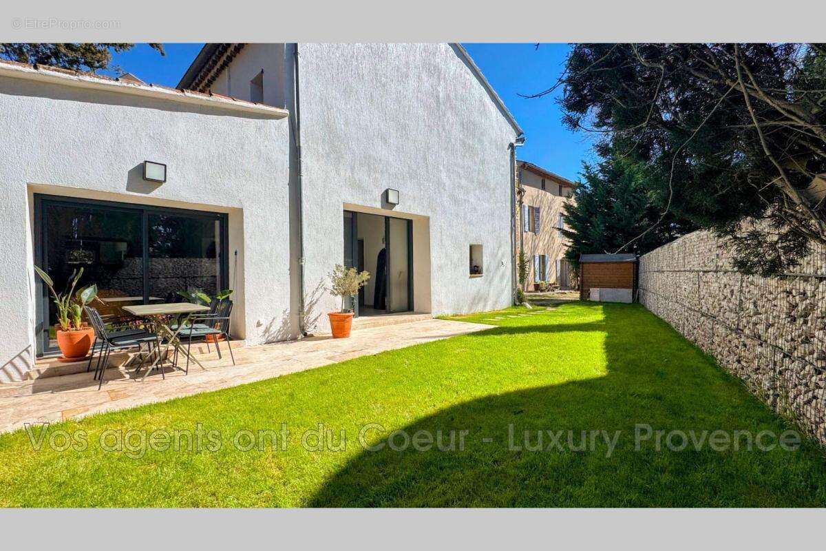 Appartement à LE THOLONET