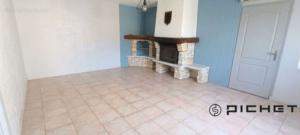 Dirac, Maison 3 chambres avec garage et jardin - photo 2