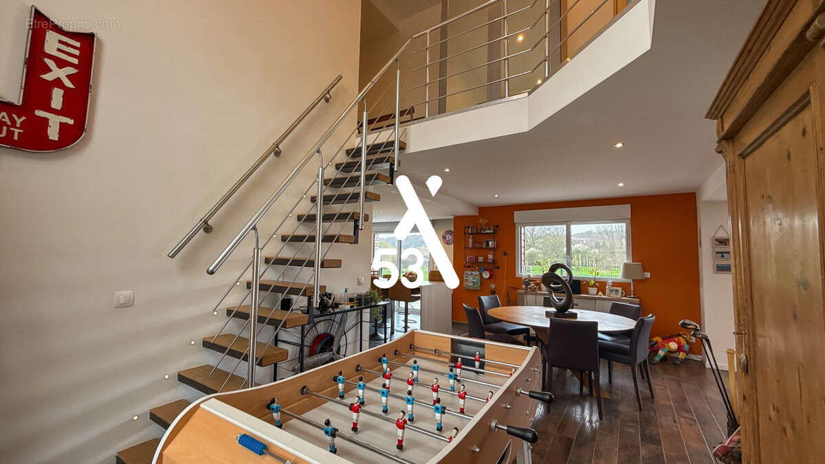 Maison à BAYENGHEM-LES-SENINGHEM