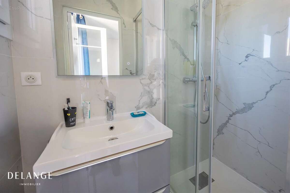 Appartement à PARIS-5E