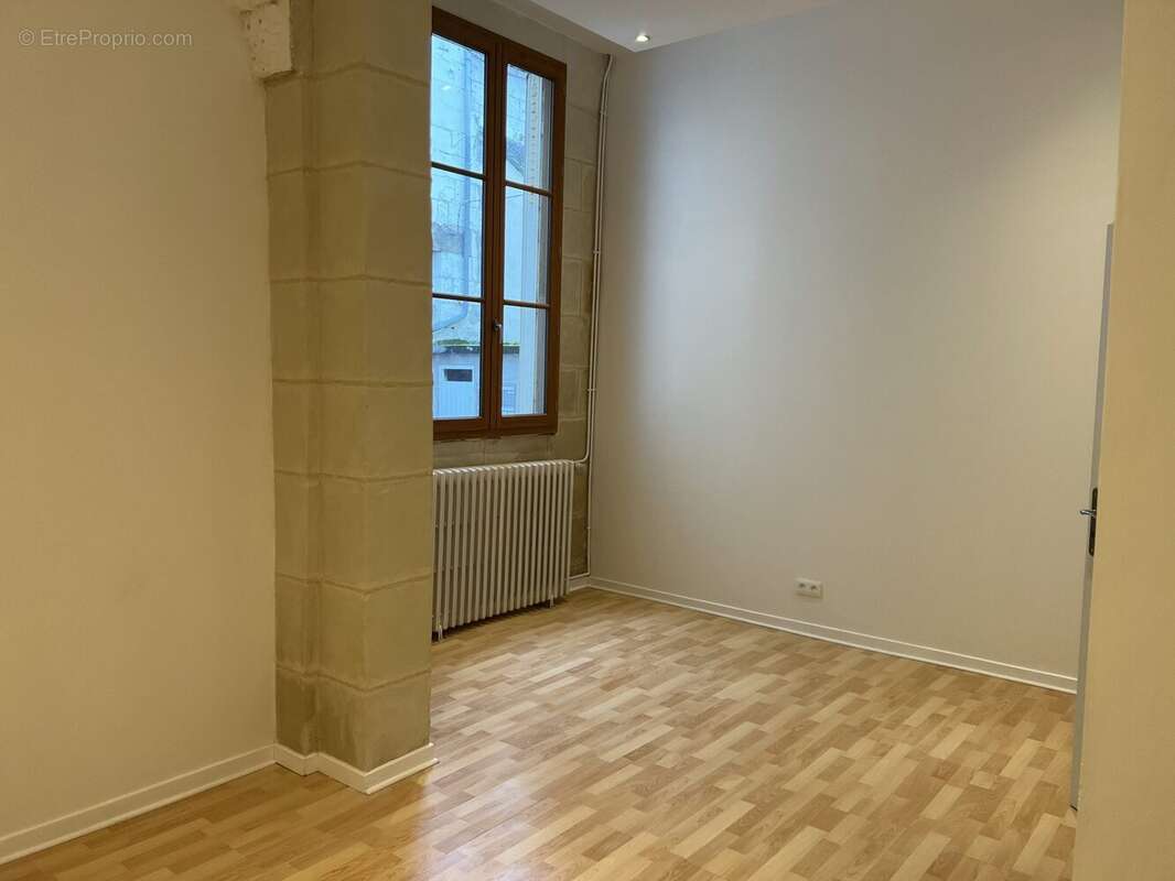 Appartement à CHINON