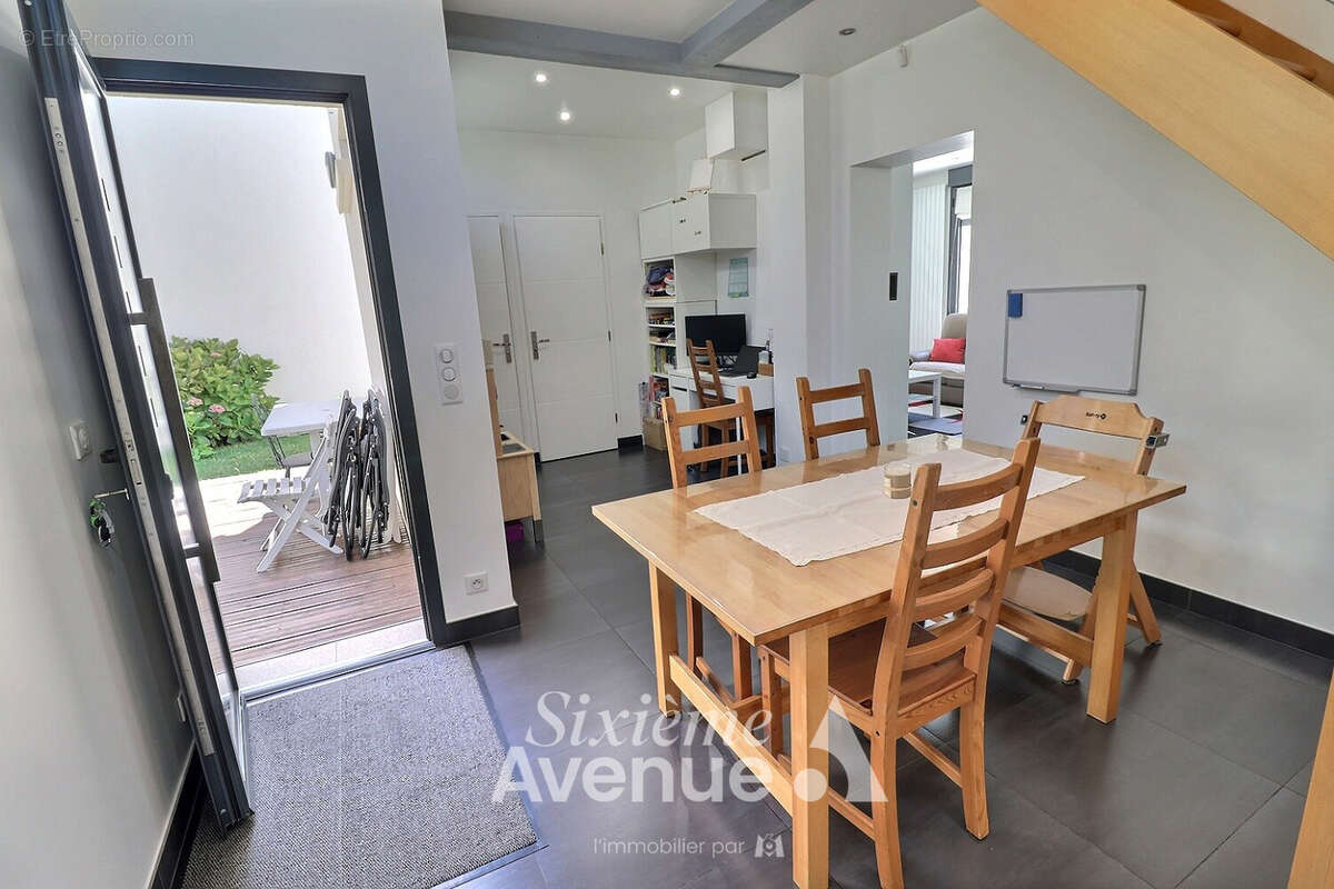 CHAVILLE - Maison de 6 pièces 150 m2 - photo 6