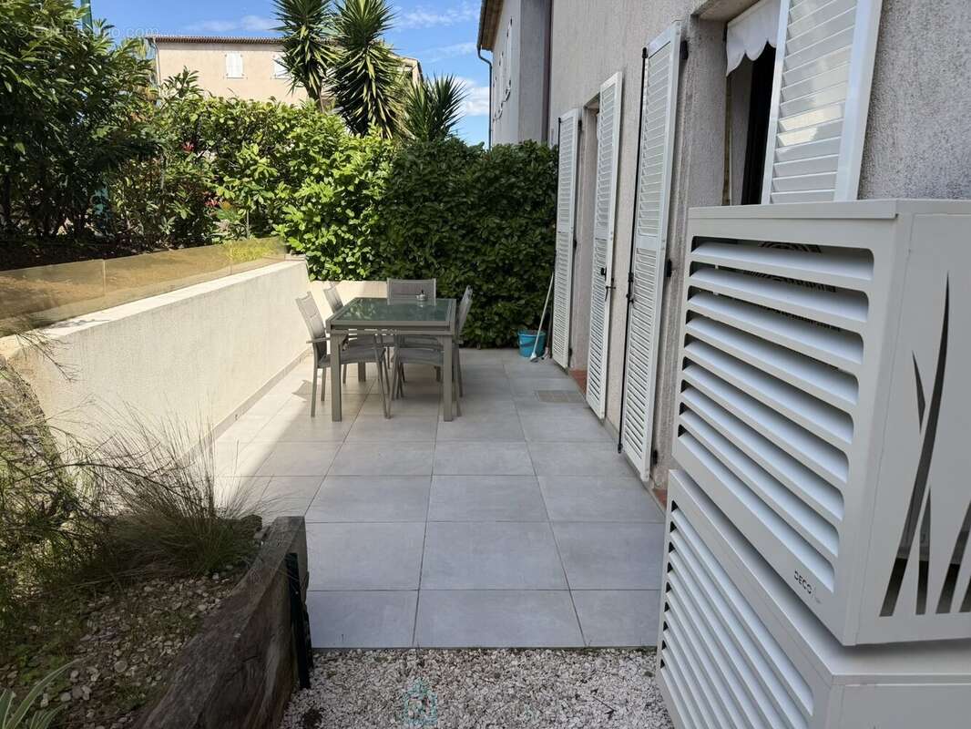 Appartement à VILLENEUVE-LOUBET