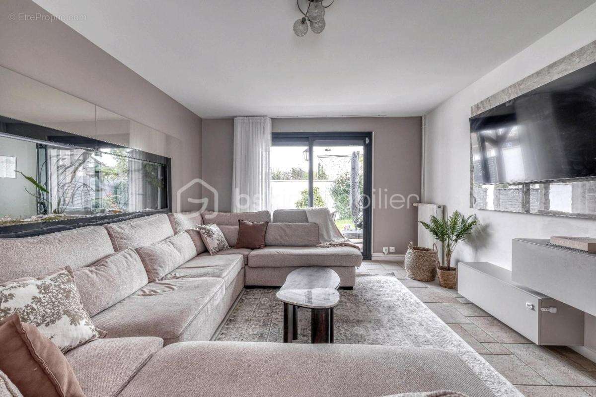 Maison à DAMMARTIN-EN-GOELE