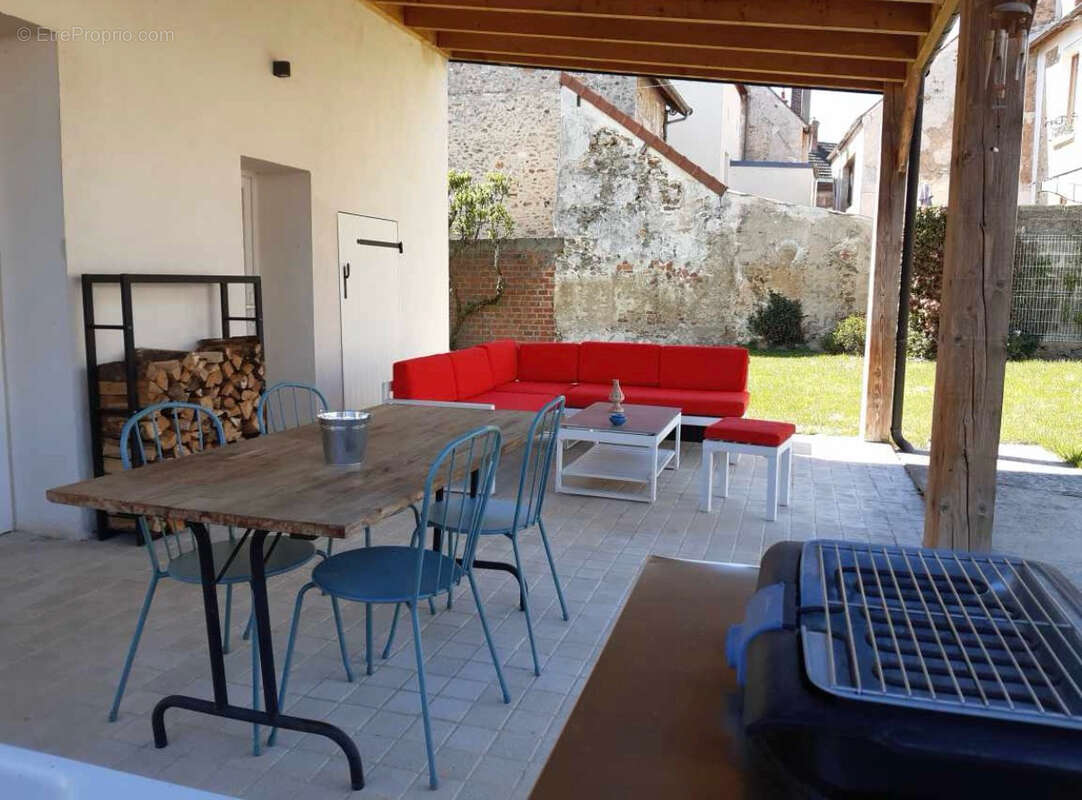 Maison à REBAIS