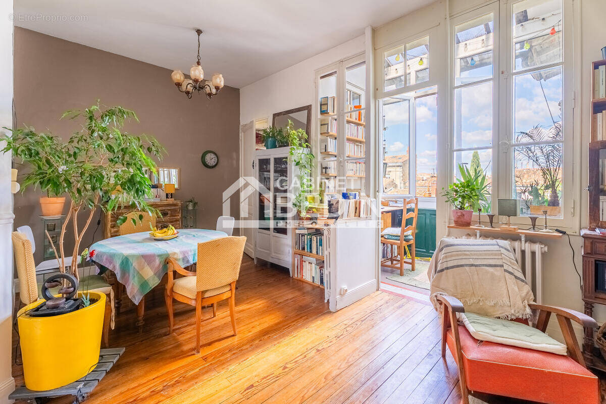 Appartement à BORDEAUX