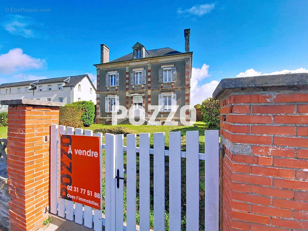 Maison à VILLERS-BOCAGE