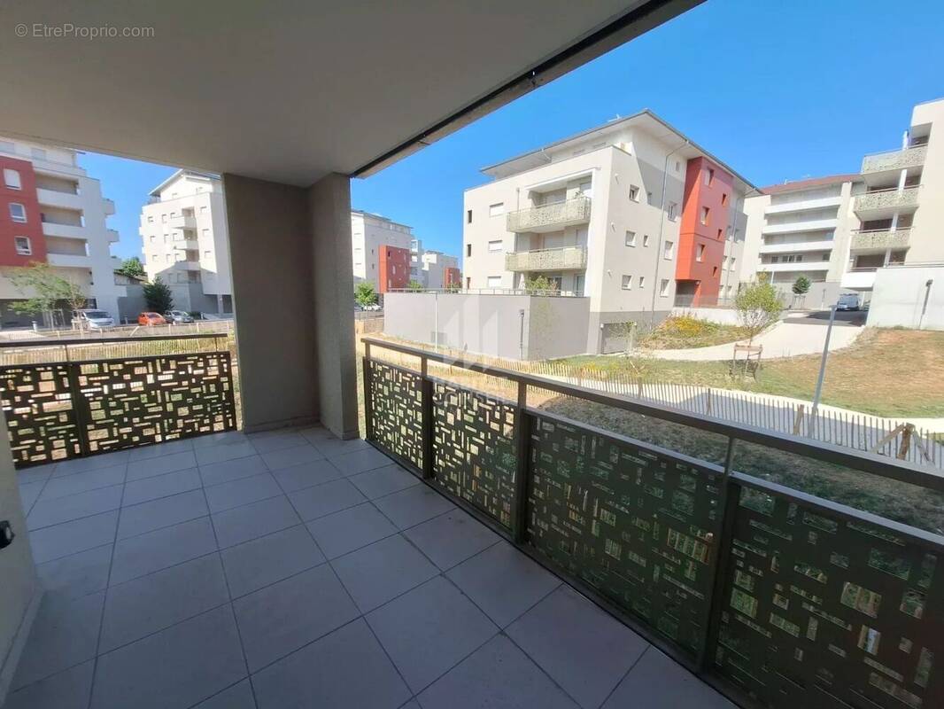 Appartement à MOIRANS