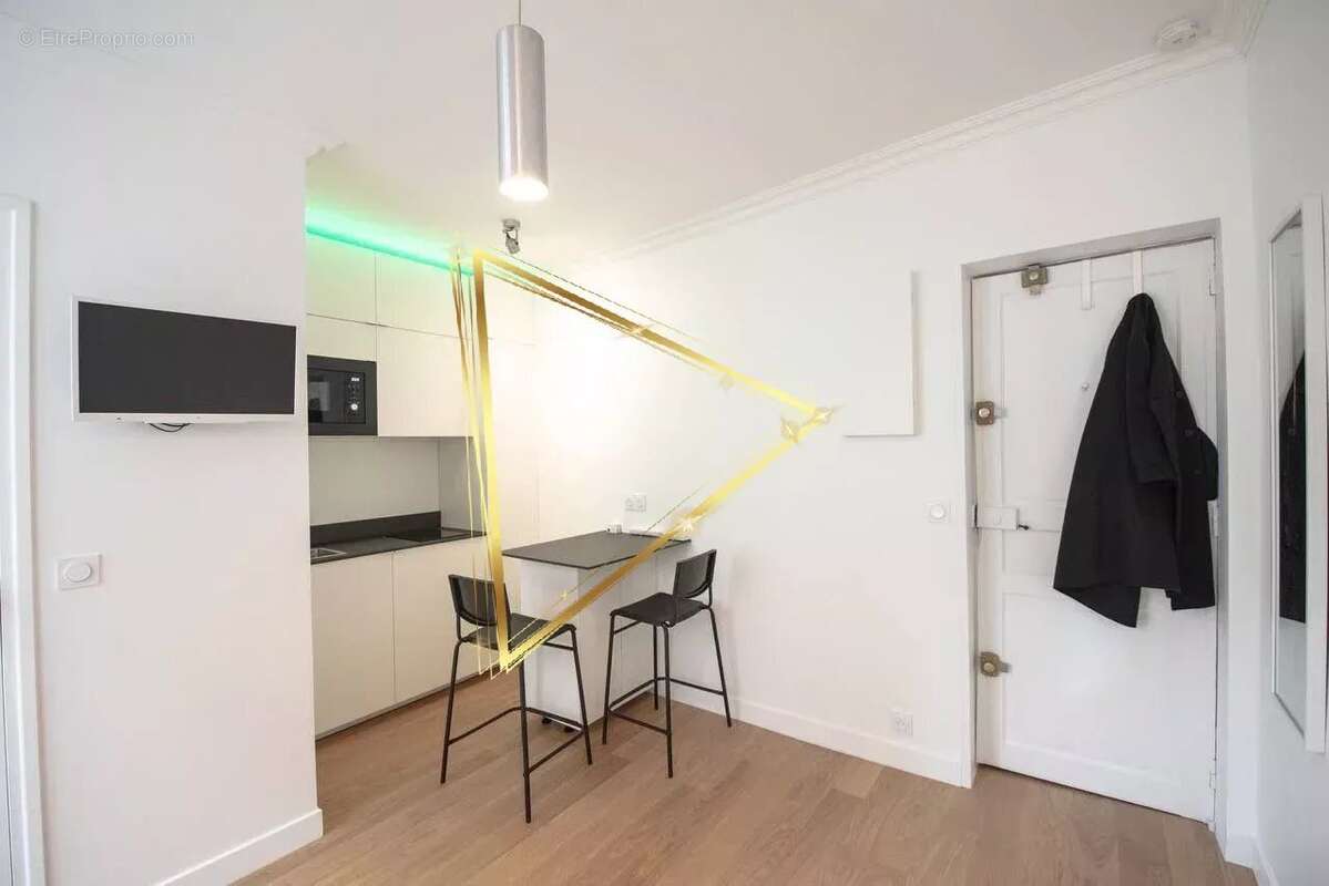 Appartement à PARIS-18E