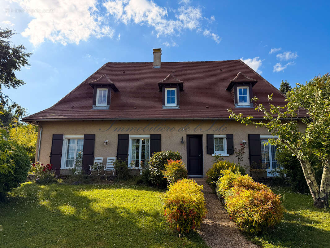 Maison à CHANCELADE