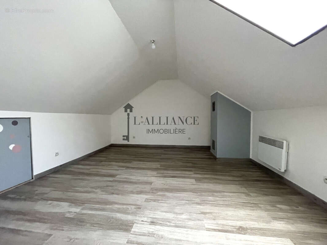 Maison à ECOUST-SAINT-MEIN