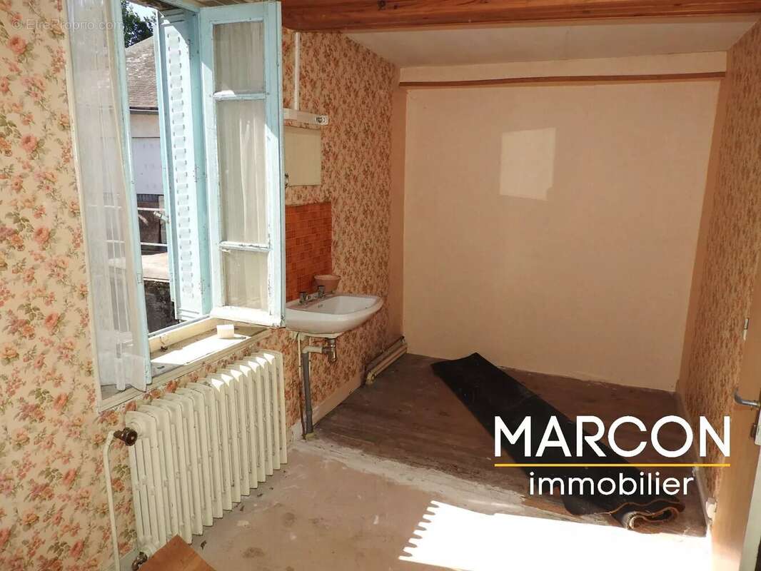 Maison à GENTIOUX-PIGEROLLES