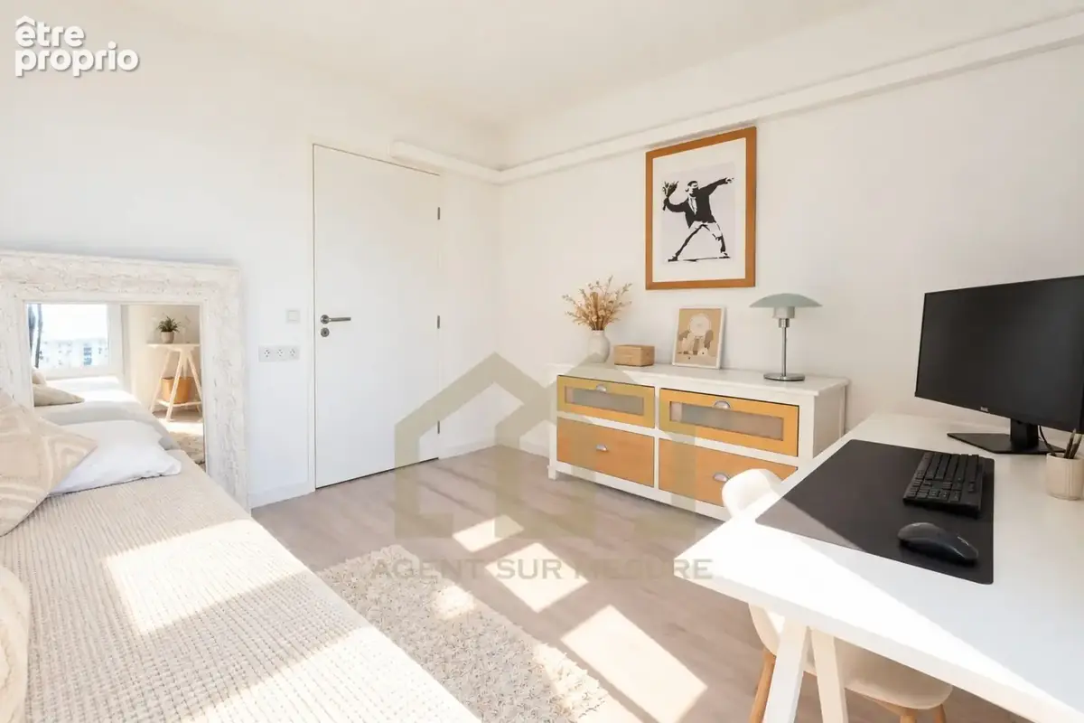 Appartement 4 pièces 92 m² à vendre à Romainville (93230) - photo 6