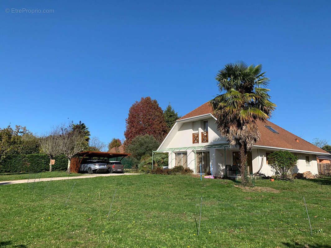 Maison à MONTARDON