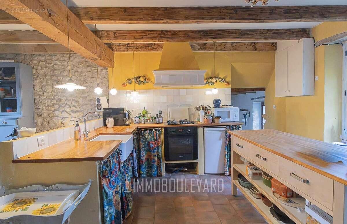 Maison à LE QUARTIER