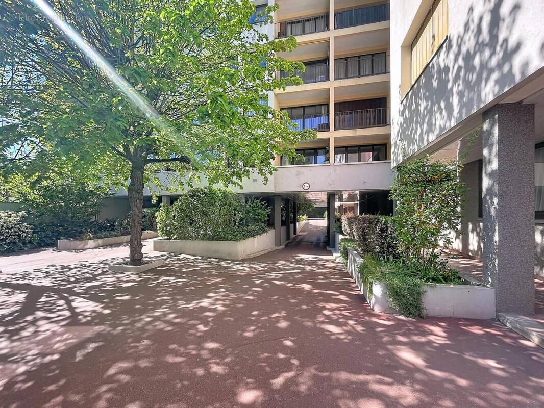 Photo 1 - Appartement à ARCUEIL