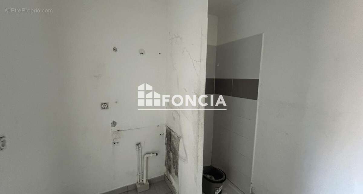 Appartement à MARSEILLE-3E