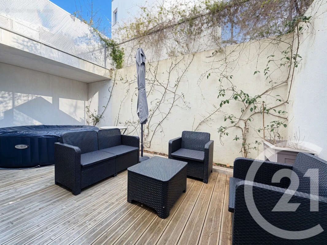 Appartement 65 m² à Begles  - photo 10