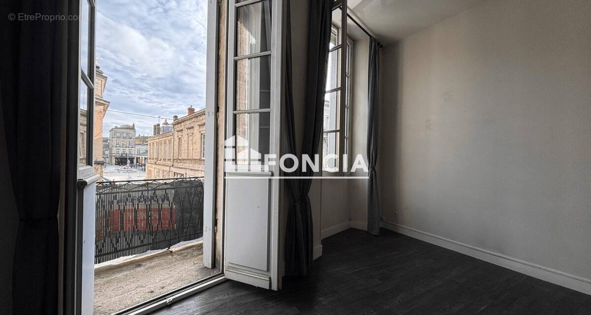 Appartement à BORDEAUX