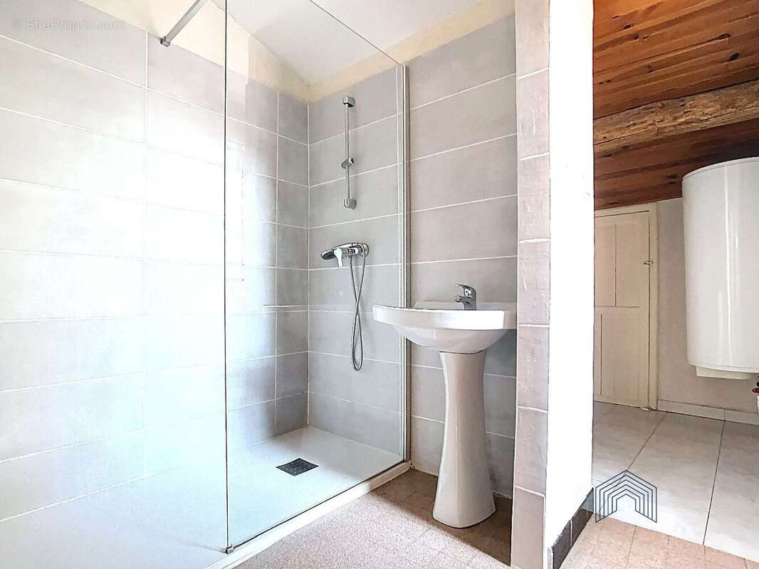 Maison à SAINT-SULPICE