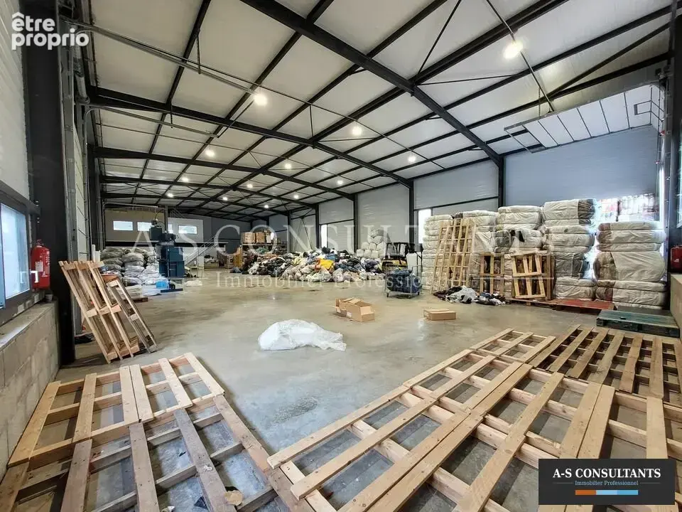 Local occupe - investisseur à vendre - photo 2