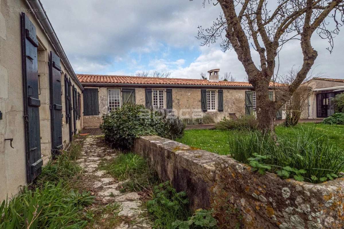 Maison à LE BOIS-PLAGE-EN-RE