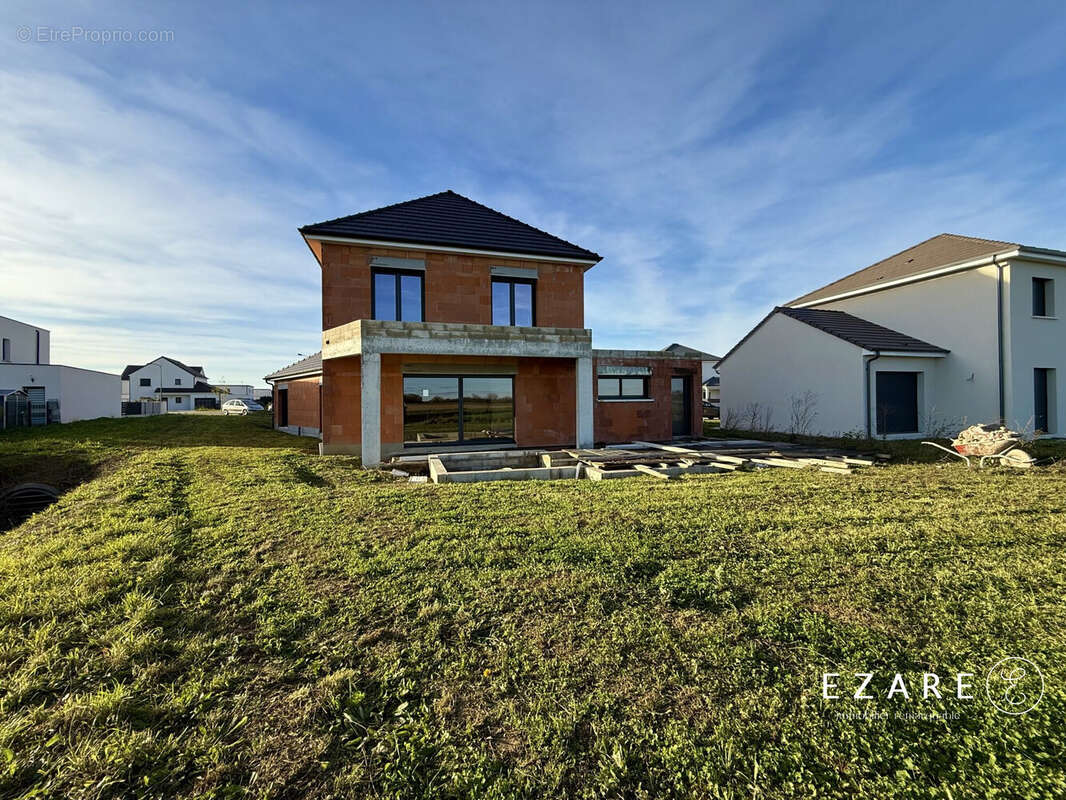 Maison 220 m² à Varois-Et-Chaignot  - photo 6
