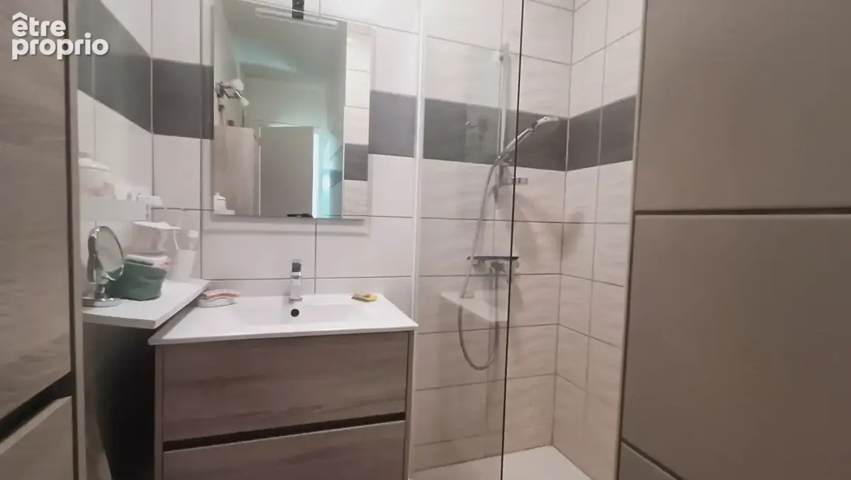 Appartement Millau T2 avec ascenseur et cave - résidence proche de toutes commodités - photo 5