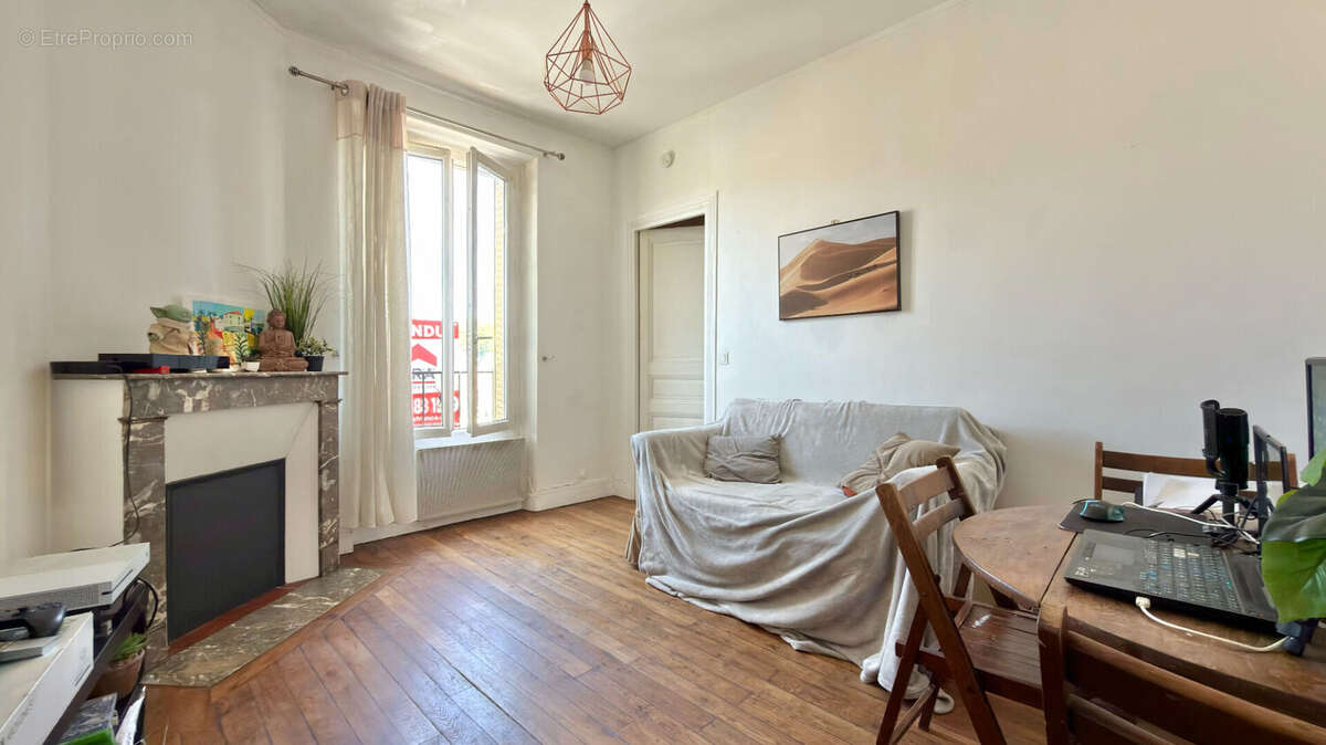 Appartement à CORBEIL-ESSONNES