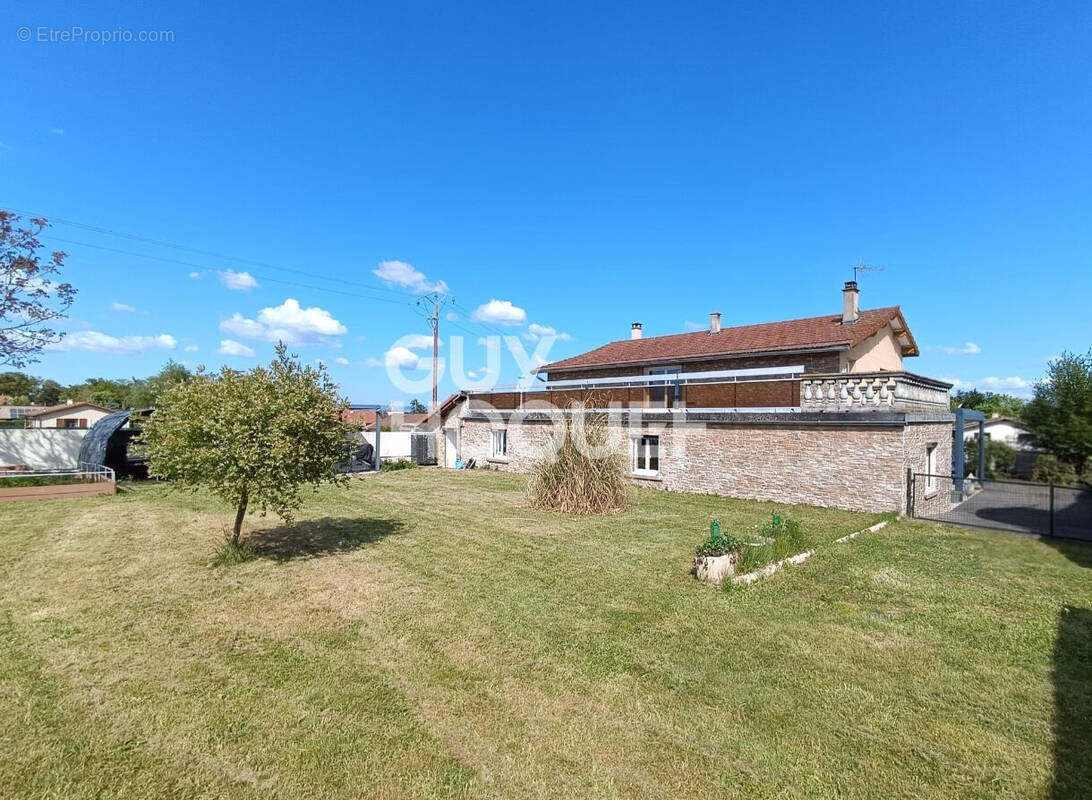 Maison à CHAMBEON