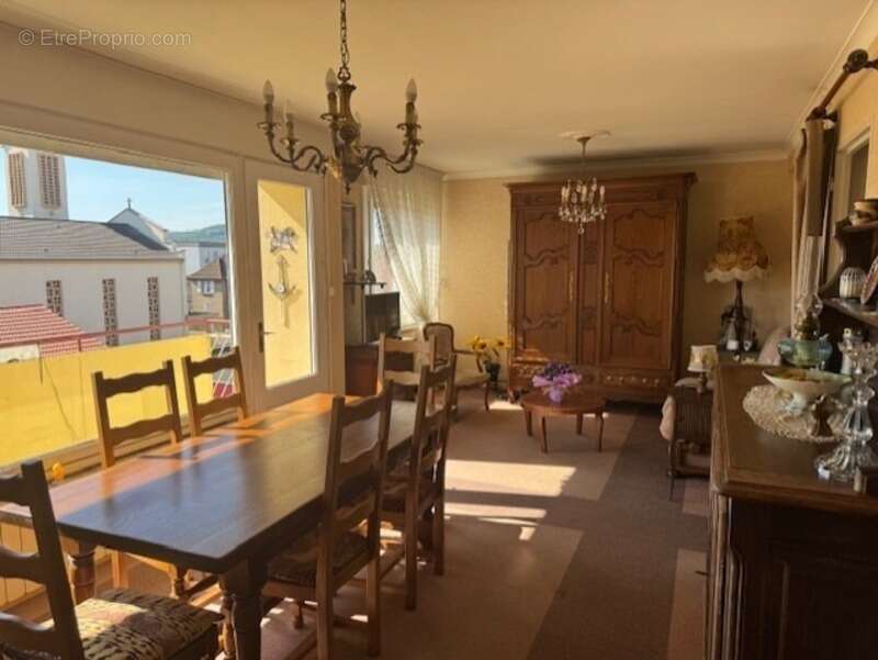 Appartement à AMNEVILLE