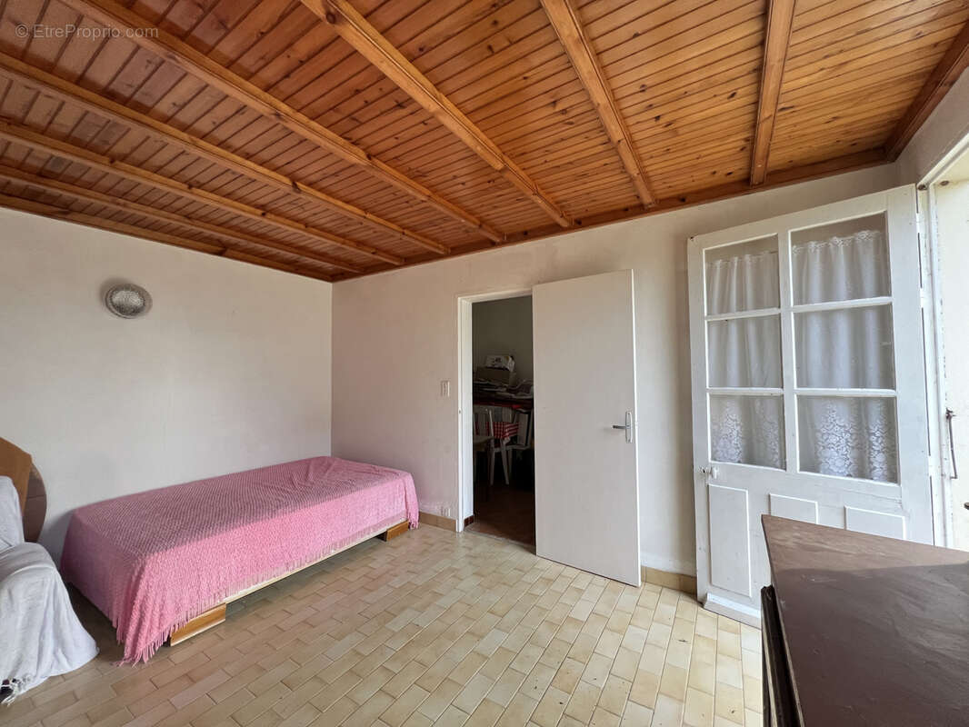 Maison à GROSBREUIL