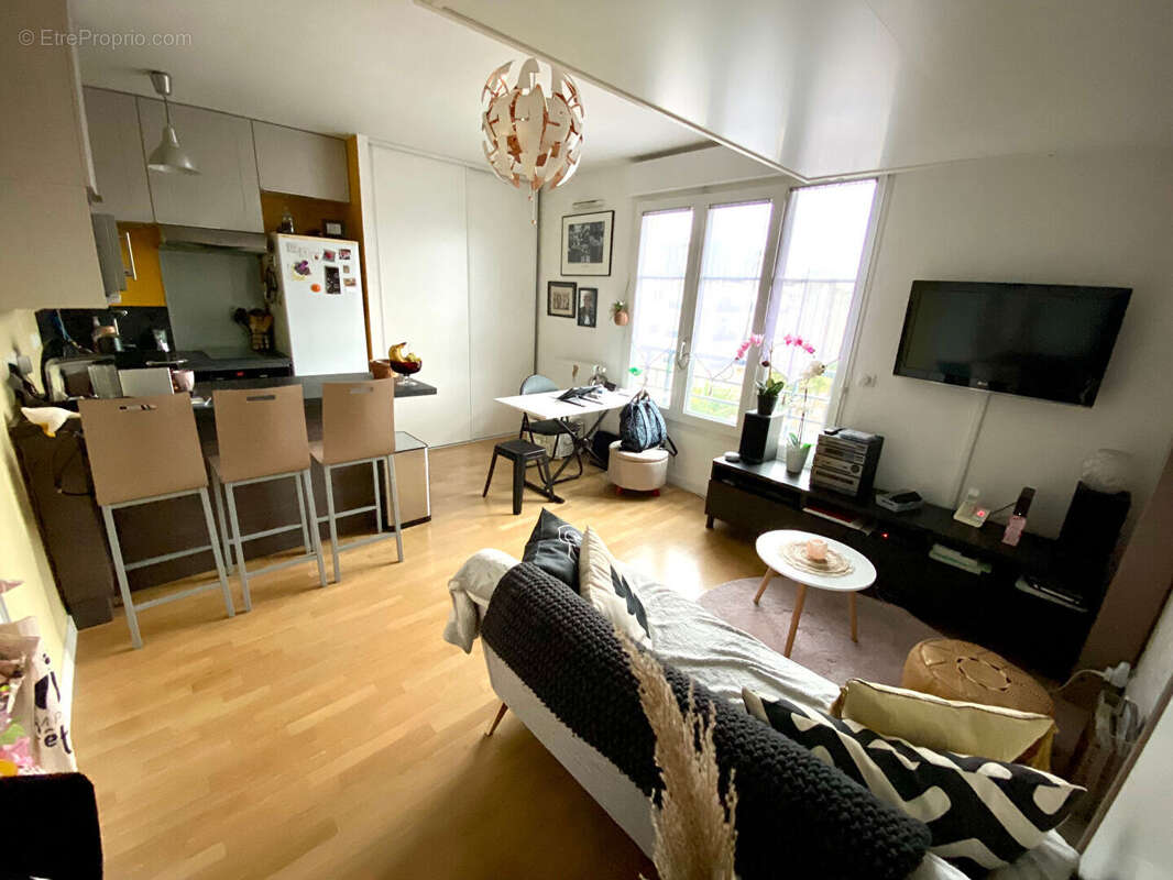 Appartement à SARTROUVILLE