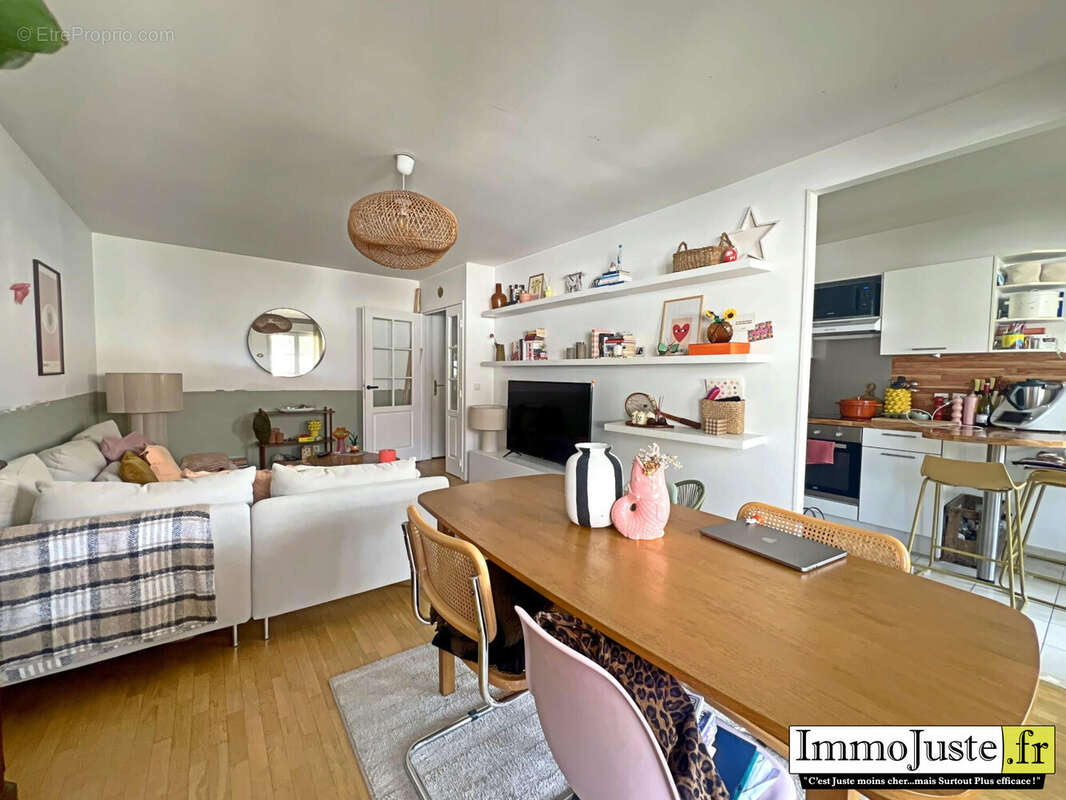 Appartement à SAINT-CYR-L'ECOLE