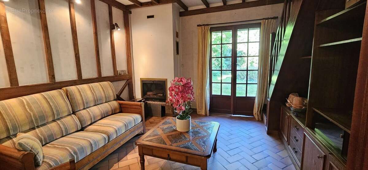 Maison à LA FERTE-ALAIS