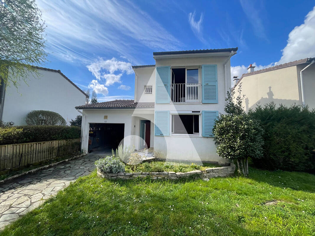 Maison à SUCY-EN-BRIE