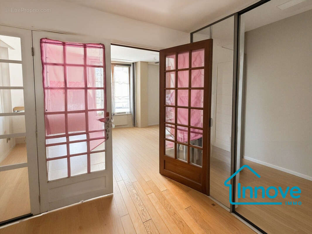 Appartement à VERSAILLES