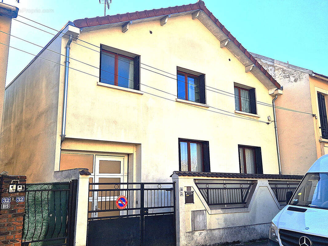 Maison à LIVRY-GARGAN