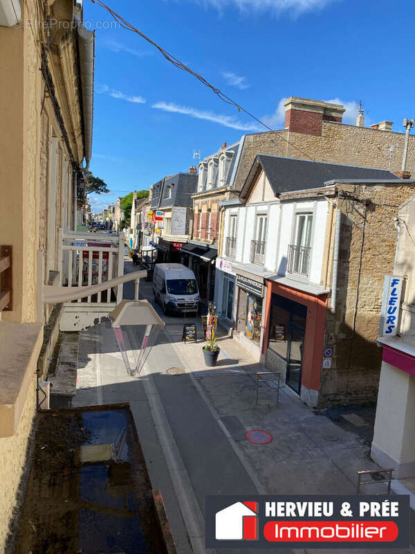 Appartement à LUC-SUR-MER